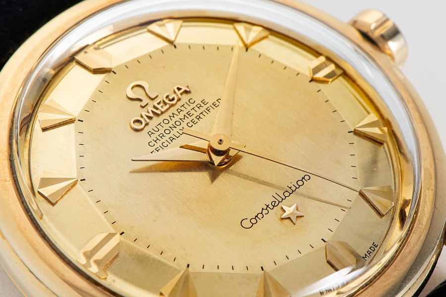 Constellation 'Pie Pan' Chronometer Ref. 2852 in 18k Yellow Gold