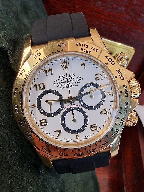 Cosmograph Daytona 16518 Yellow Gold Never Polished