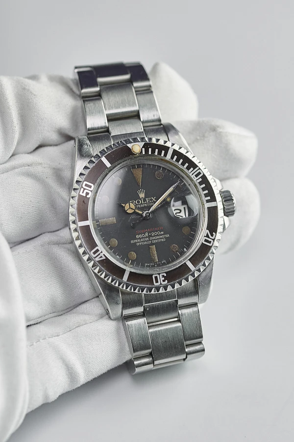 Rolex Submariner 1680 "Red" Tropical Brown