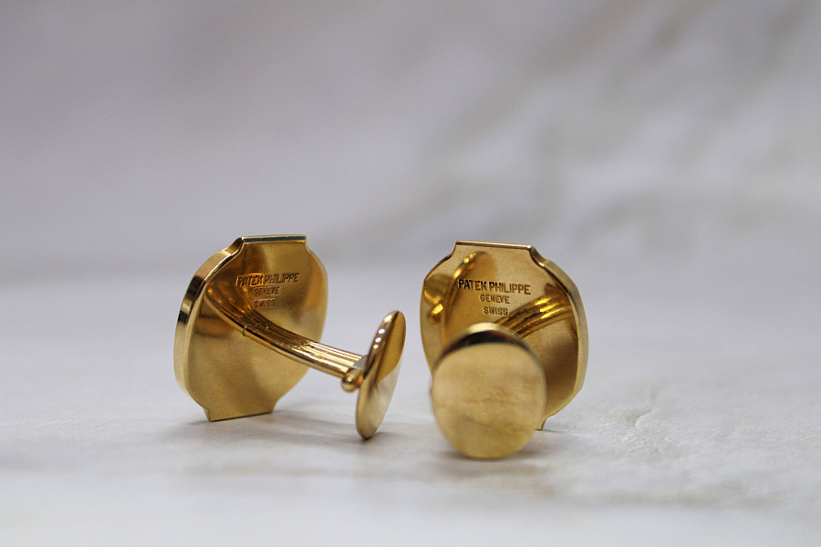 Nautilus Cufflinks in 18k Yellow Gold 31.29 g