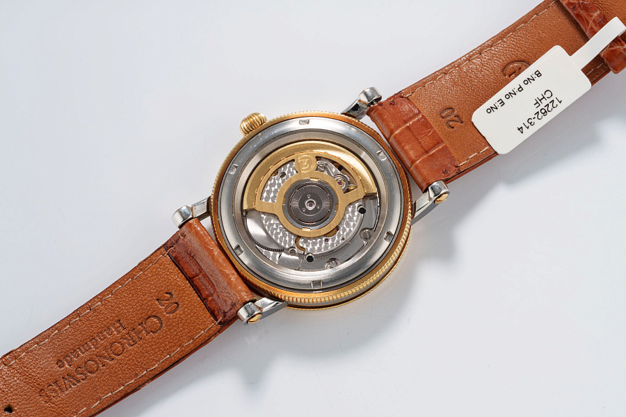 Kairos in Stainless Steel and 18k Yellow Gold