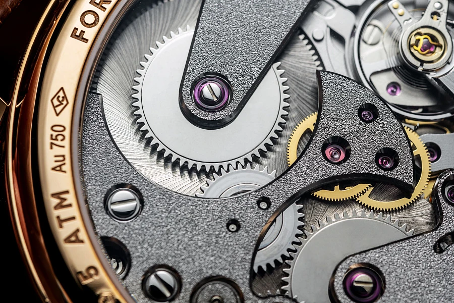 OPH 786 Vélos Rose Gold Tobacco Guilloche Limited Edition