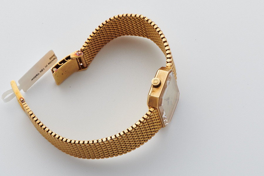 DeVille Ref. 8343 in 18k Yellow Gold