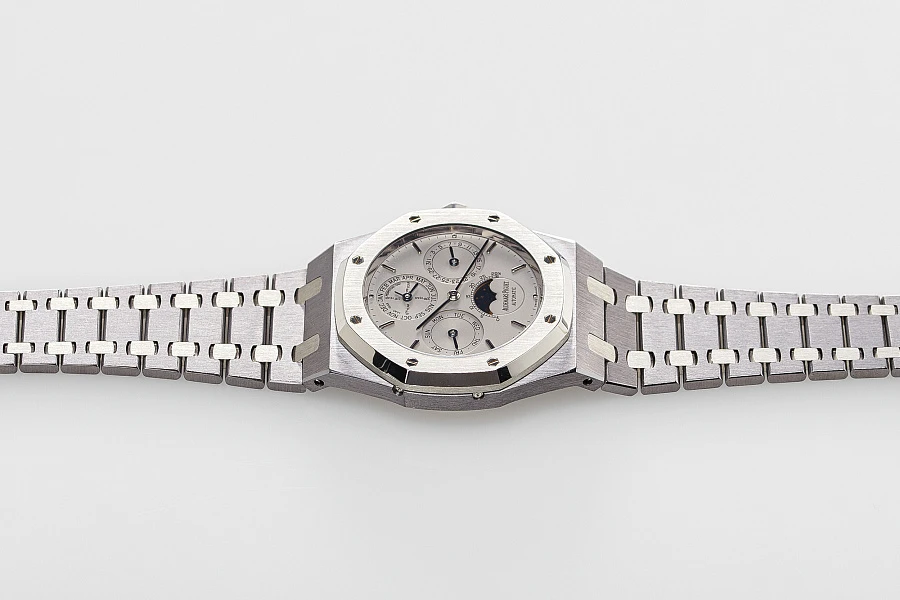 Audemars Piguet Royal Oak Perpetual Tantalum/Platinum