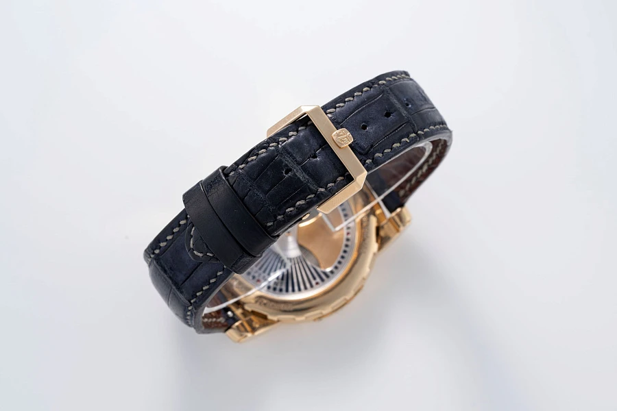 Freak Ref. 016-88 in 18k Rose Gold