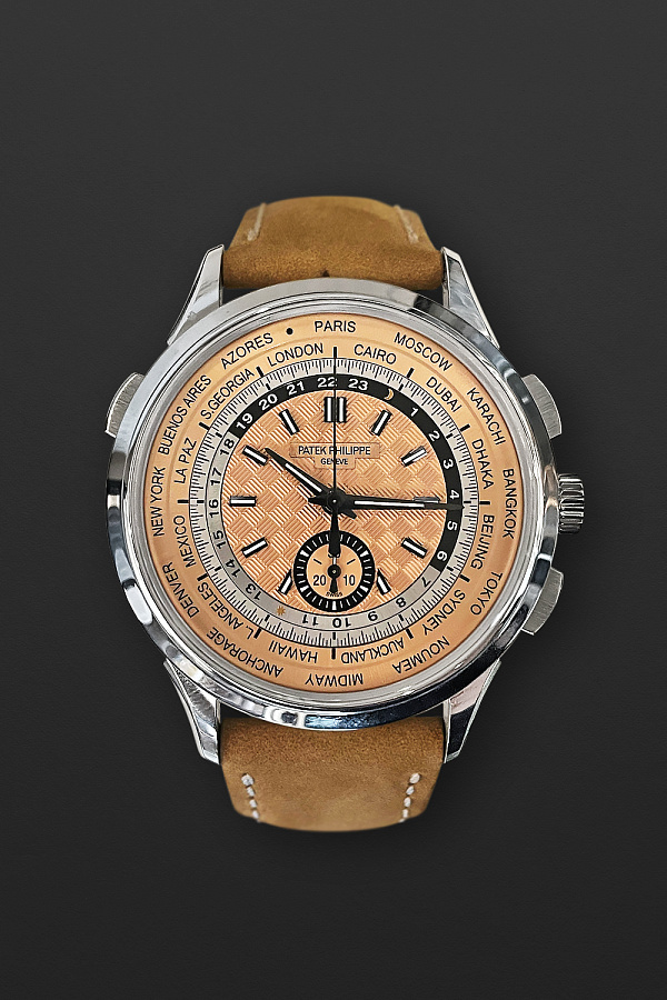 World Time Chronograph Flyback 5935 Salmon Dial