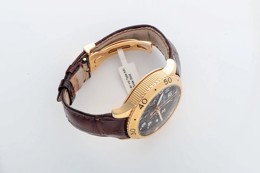 Type XXI Retour en Vol Ref. 3810 in 18K Rose Gold