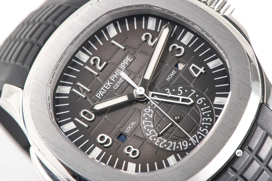 Aquanaut Travel Time Ref. 5164A-001 in Stainless Steel