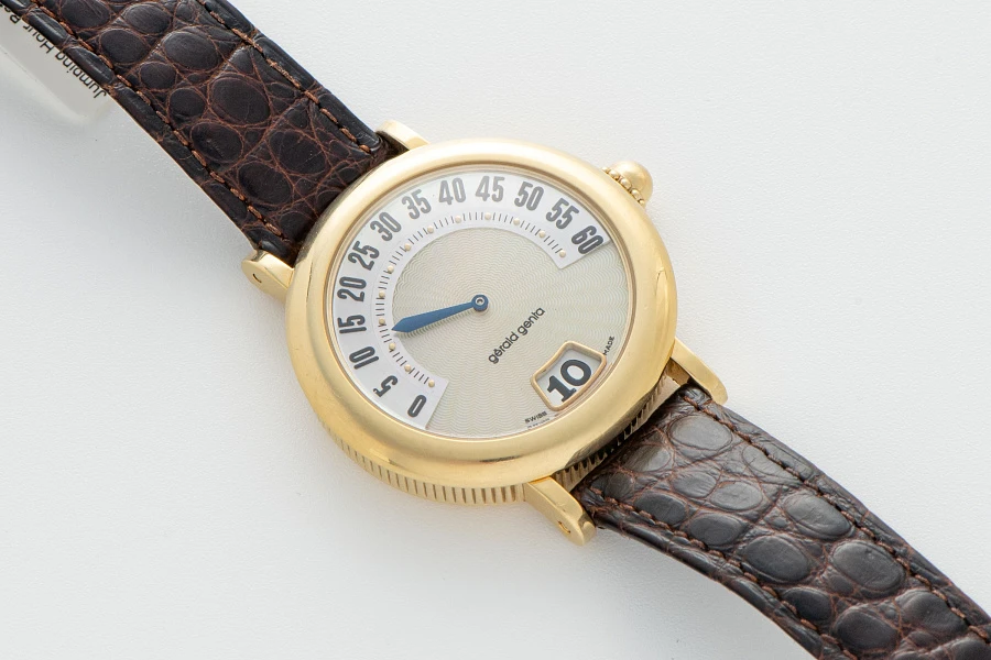 Jumping Hour Ref. G36327 with MOP Dial in 18k Yellow Gold