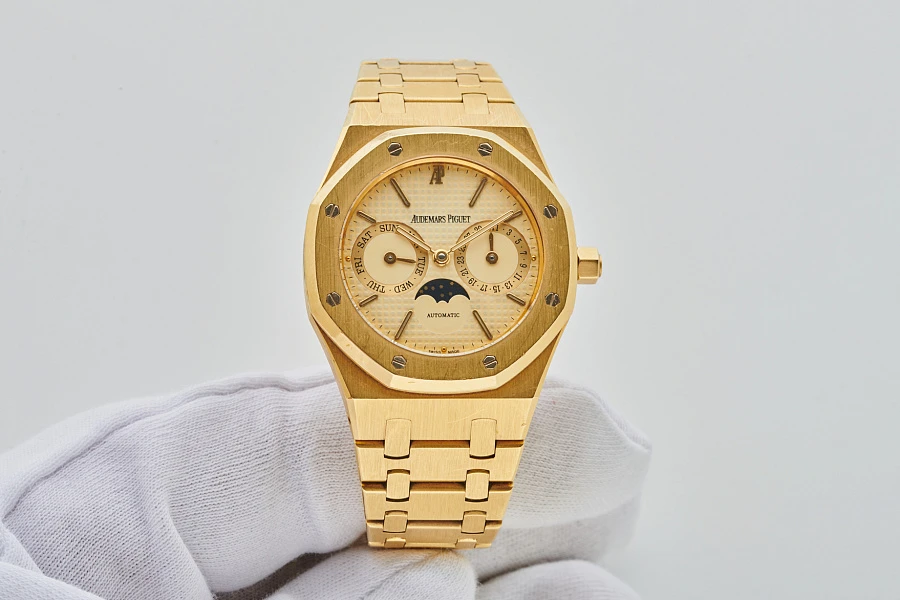 Royal Oak Day Date Moonphase Ref. 25594BA