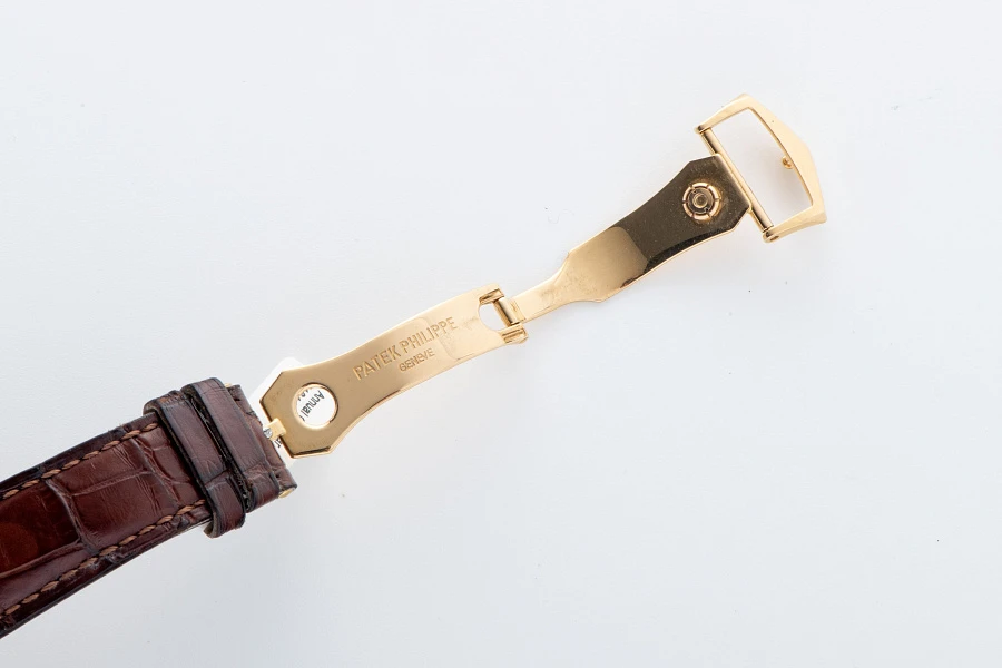 Annual Calendar Ref. 5146 in 18k Yellow Gold