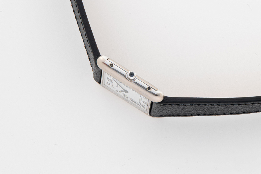 Tank Ref. 2057 in 18k White Gold