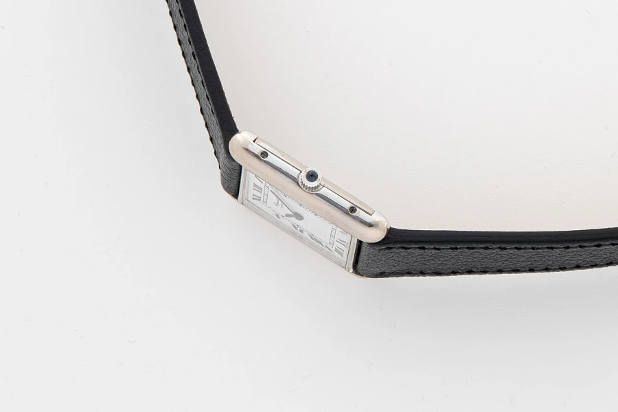 Tank Ref. 2057 in 18k White Gold