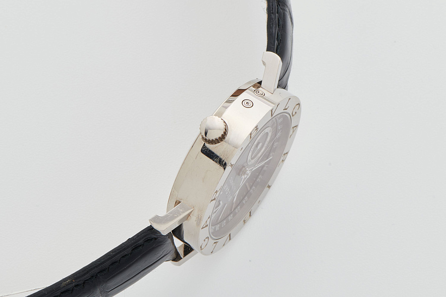 Diagono in 18k White Gold