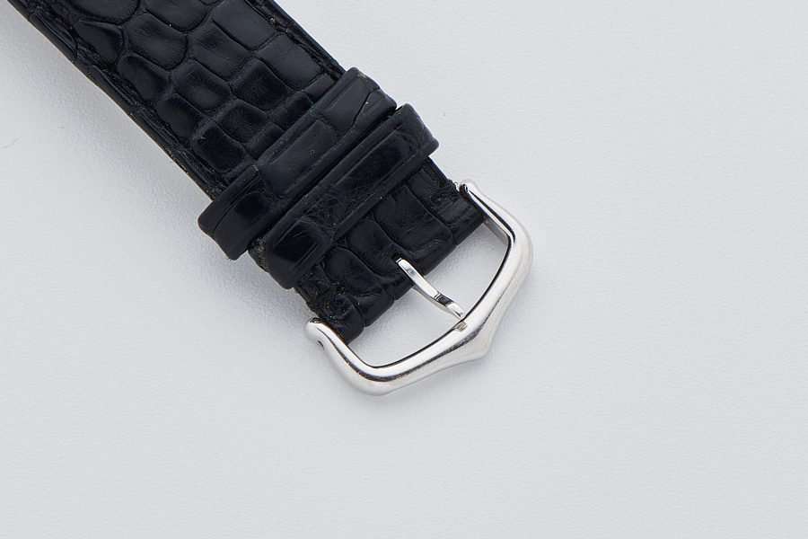 Tank Américaine Ref. 1741 in 18k White Gold