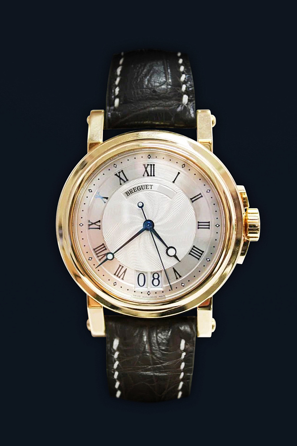 Marine Big Date Yellow Gold