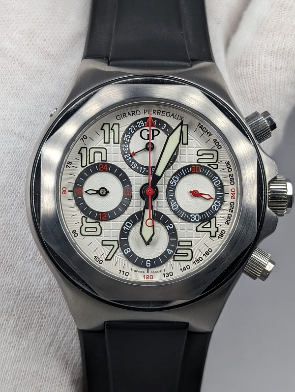 Laureato Evo3 Chronograph