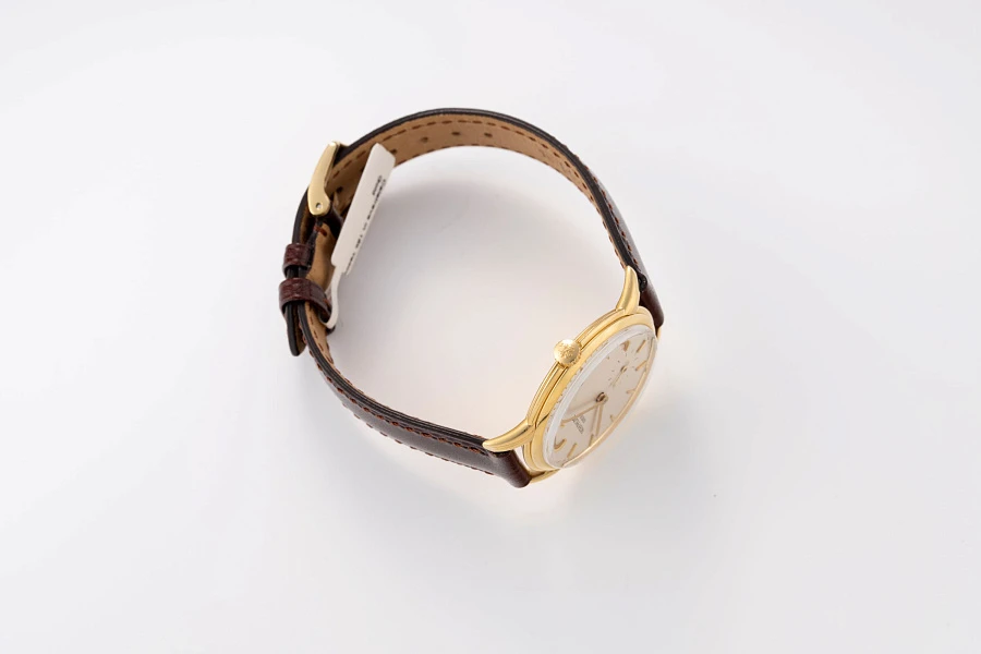 Calatrava Ref. 2484 in 18k Yellow Gold