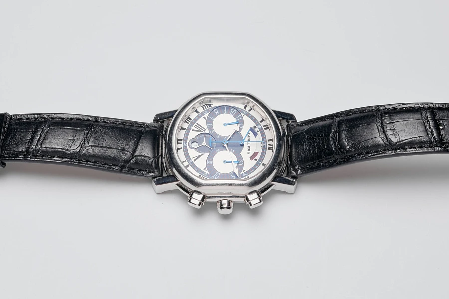 Ellipsocurvex Chronograph