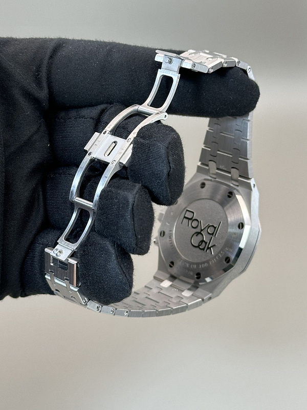 Royal Oak Chronograph 38mm White Gold Limited Edition