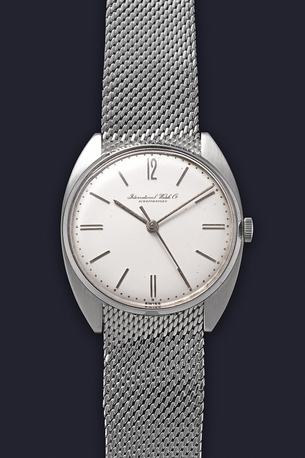 Ultra Thin Cushion Case Ref. 1419 in Stainless Steel