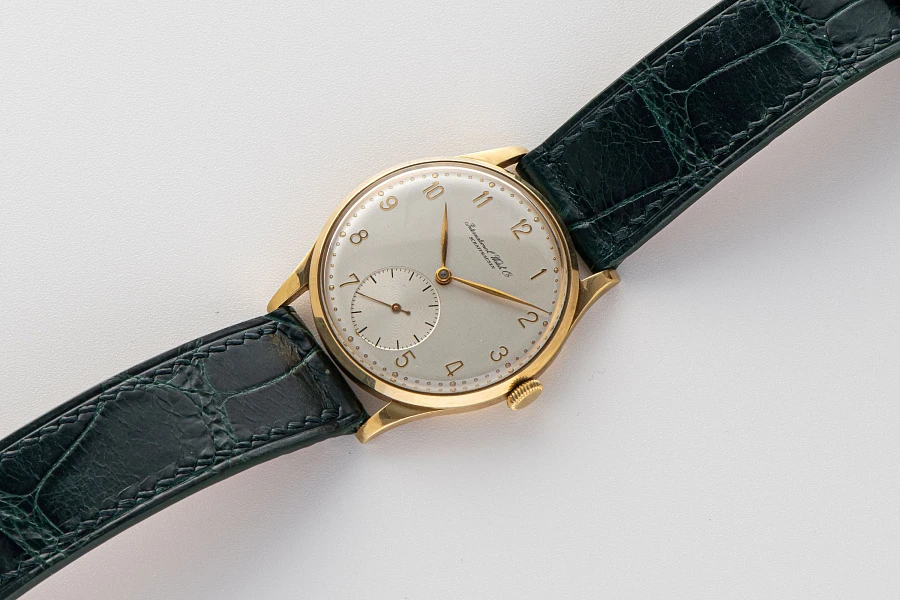 Portugieser-Style Dress Watch in 18k Yellow Gold