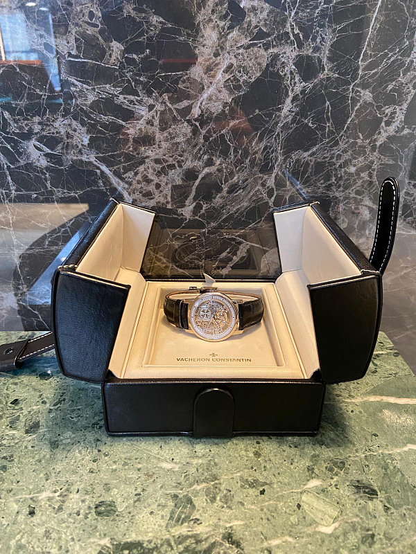 Patrimony Squelette White Gold