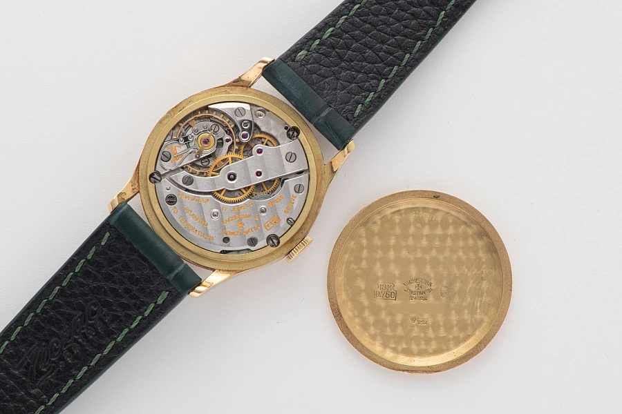 Calatrava-Style Watch in 18k Yellow Gold