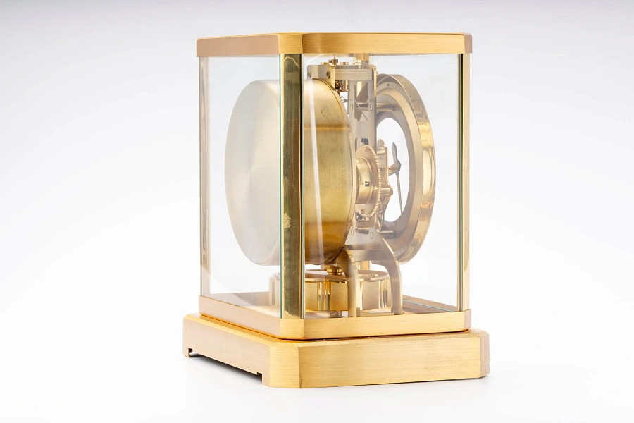 Atmos Table Clock in Gilt Brass