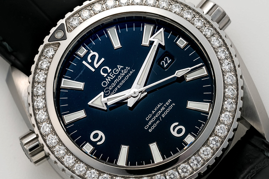 Planet Ocean Diver with Diamond Bezel