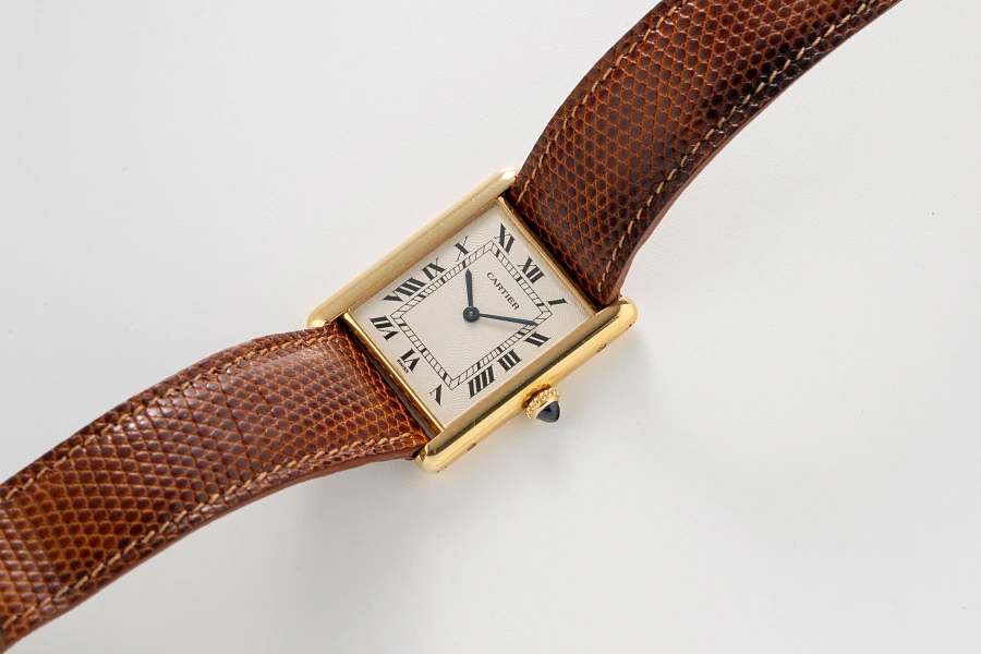 Tank Louis Extra Plate Ref. 96065 in 18k Yellow Gold