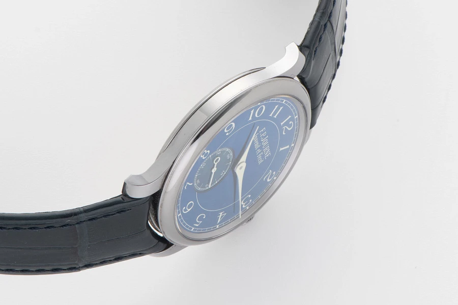 Chronometre Bleu Tantalum