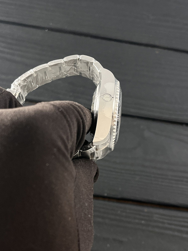 Sea-Dweller Deepsea 136660