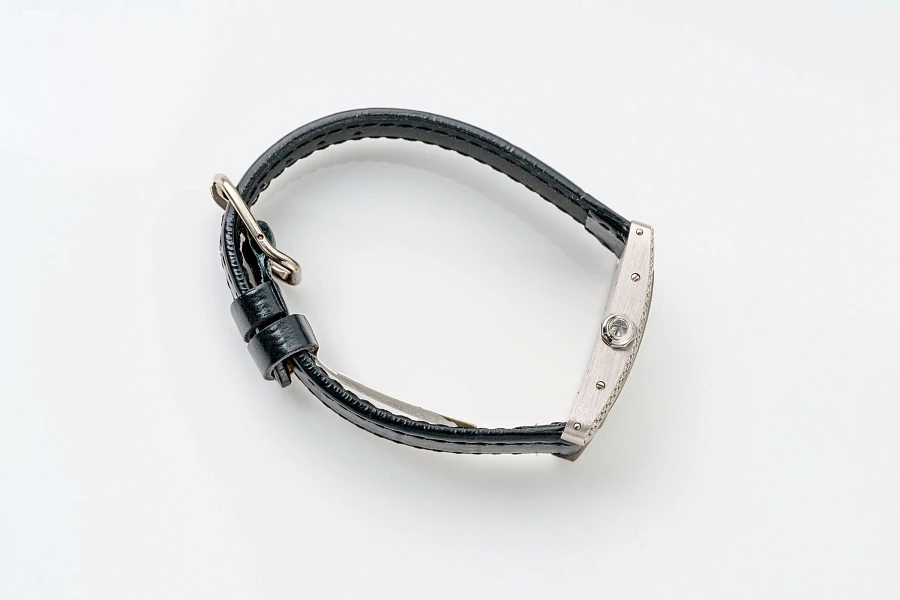 Tank Americaine Ref. 1713 in 18k White Gold