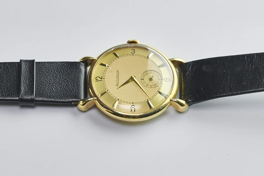 Jaeger-LeCoultre "Fancy Lugs"