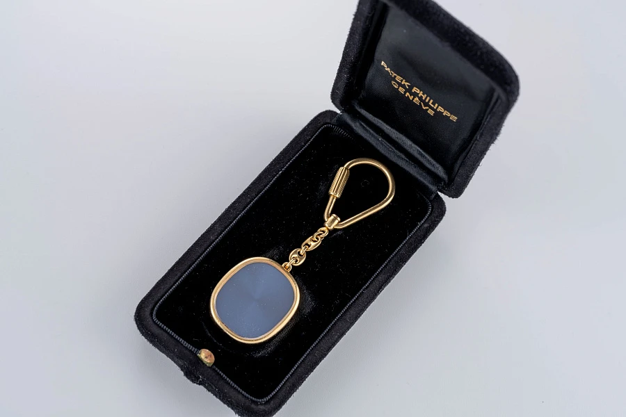 Ellipse Cuff Links and Keychain in 18k Yellow Gold