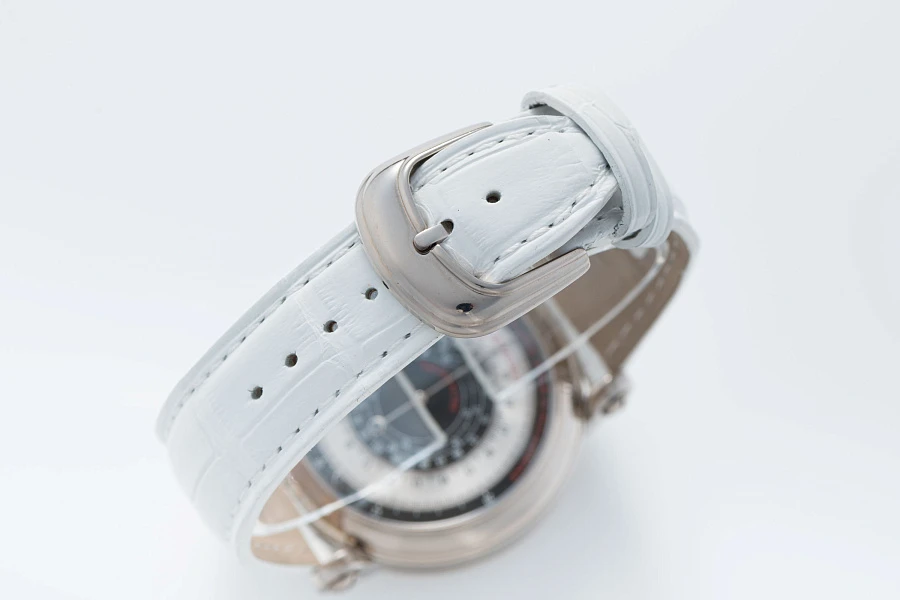 Chronograph Ref. 7002 CC DF in 18k White Gold