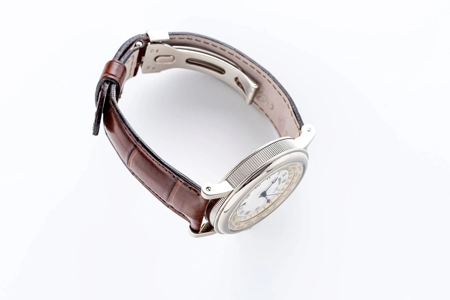 Marine Hora Mundi Automatique Ref. 3700 in 18k White Gold