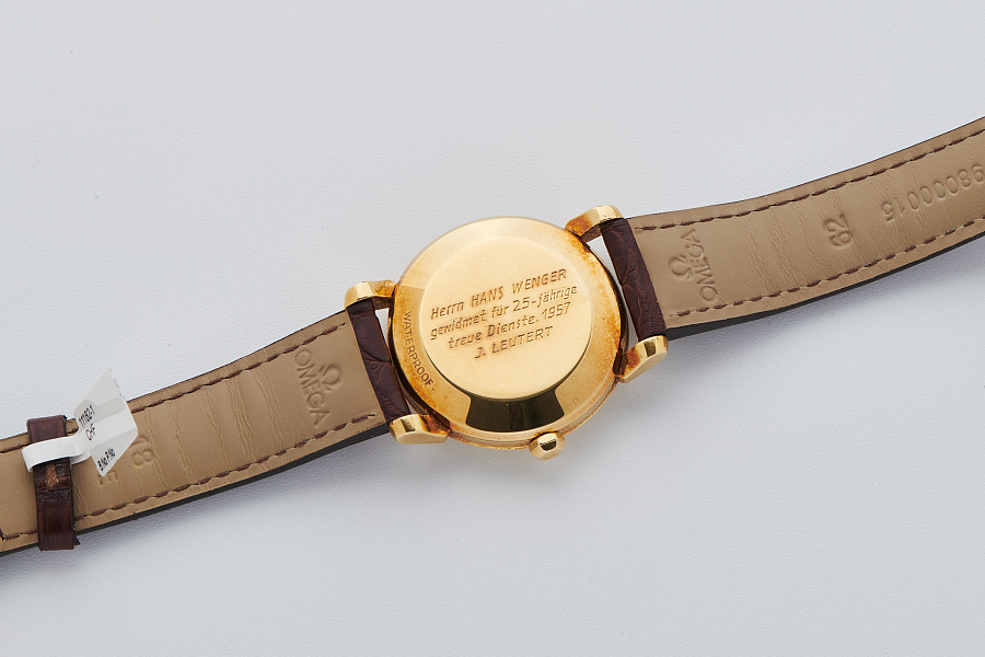 Dress Watch in 18k Yellow Gold