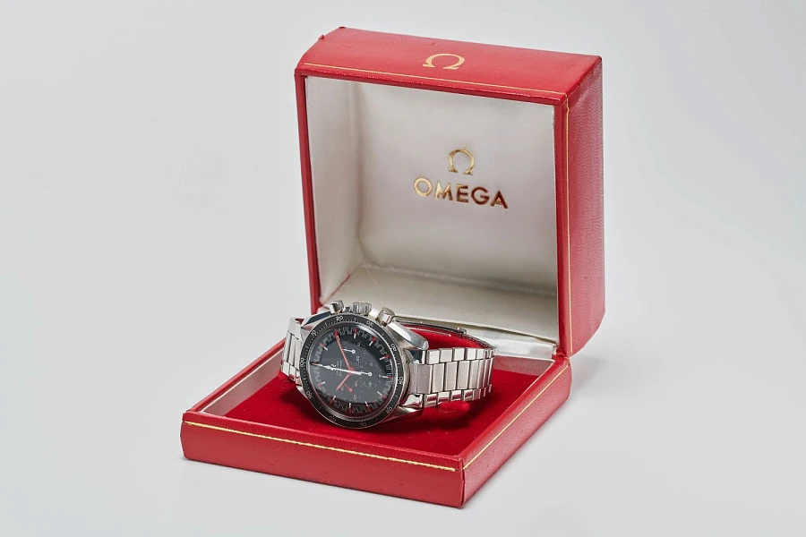 Speedmaster Red Racing Pre-Professional ‘Decimal Bezel’