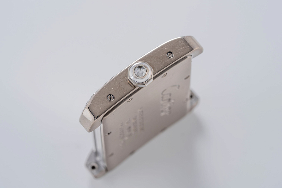 Divan Quartz Ref. 2614 in 18k White Gold with Diamonds