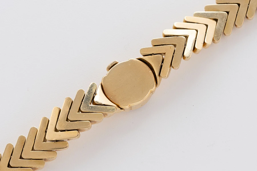 Ladies Watch Ref. 7001 in 18k Yellow Gold