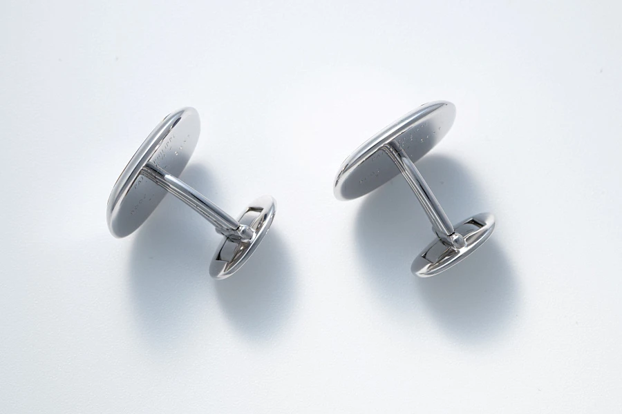 Ellipse Cufflinks in 18k White Gold