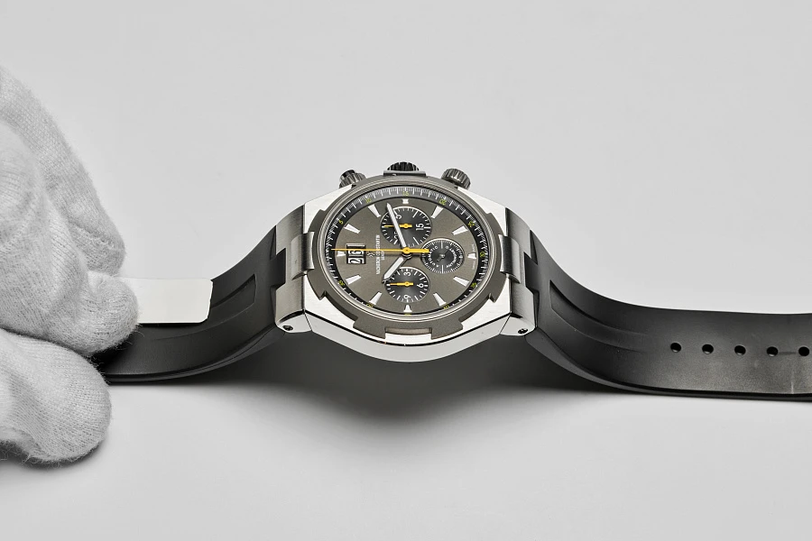 Vacheron Constantin Overseas Chronograph