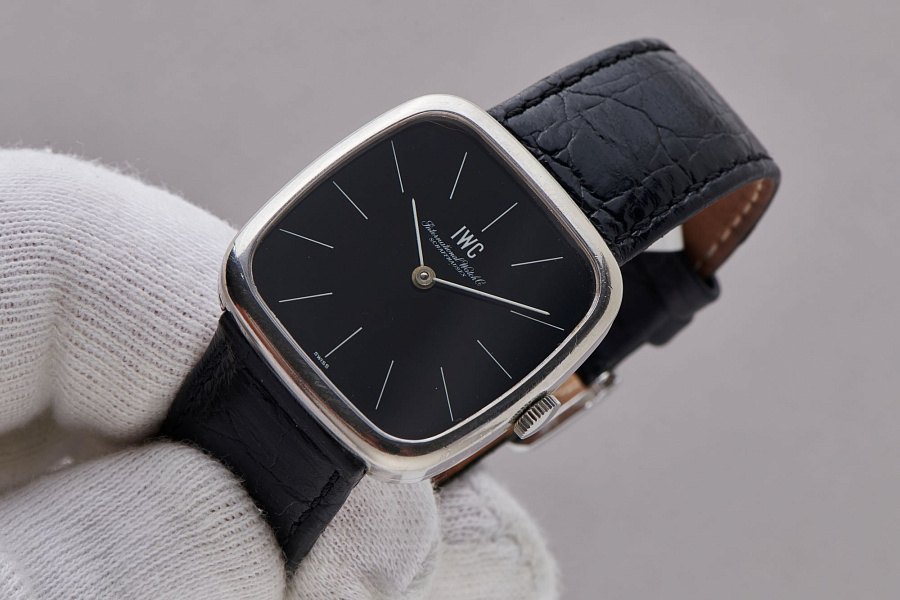 Dress watch in 18k White Gold