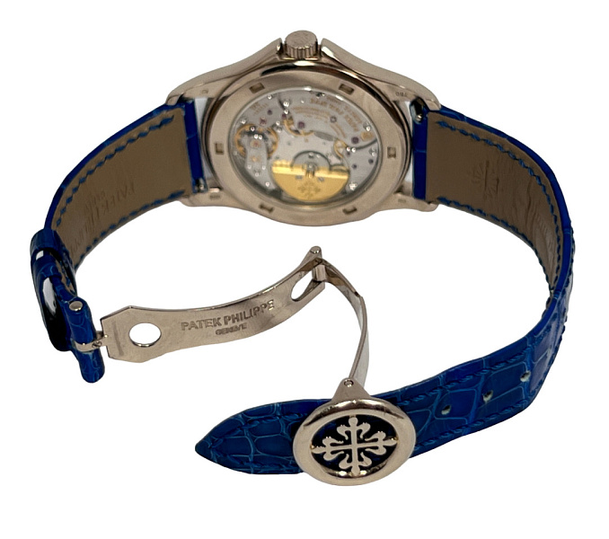 World Time 5130 White Gold