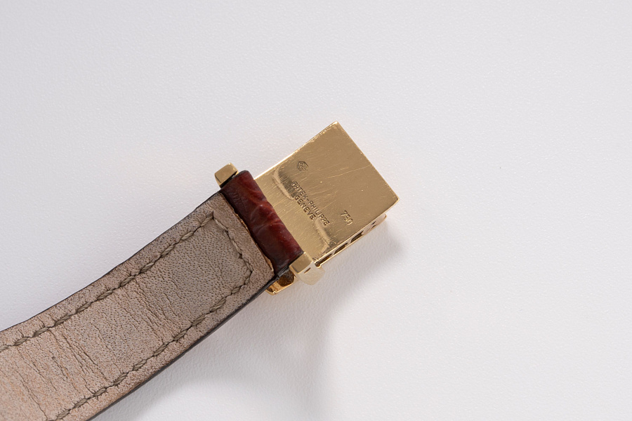 Ellipse Ref. 3581 in 18k Yellow Gold