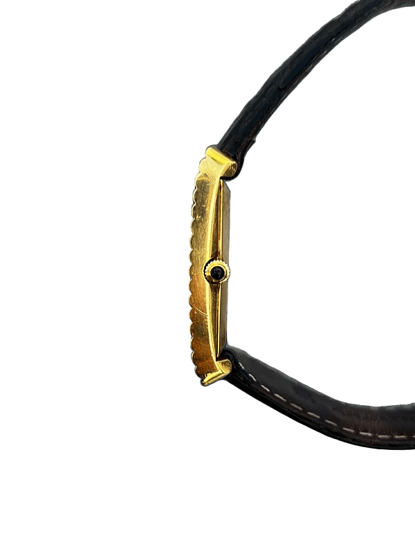 Vintage Rectangle 3633 in 18k Yellow Gold with Onyx Dial