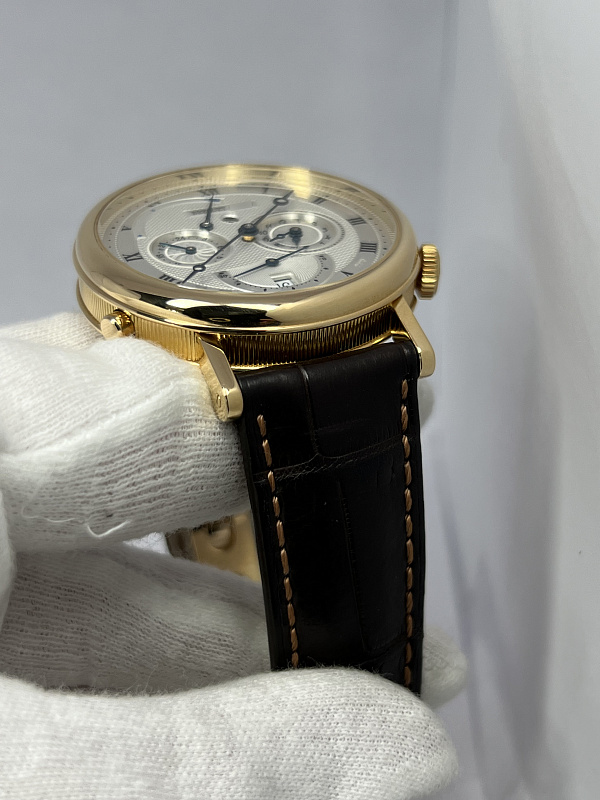 Classique 5707 Le Réveil du Tsar Yellow Gold