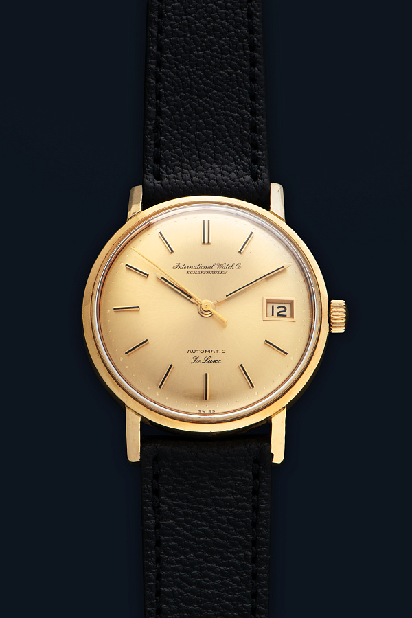 DeLuxe Automatic Ref. 807A in 18k Yellow Gold